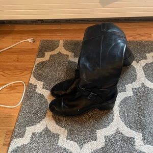 Women’s black bandolino boot in size 7.5
